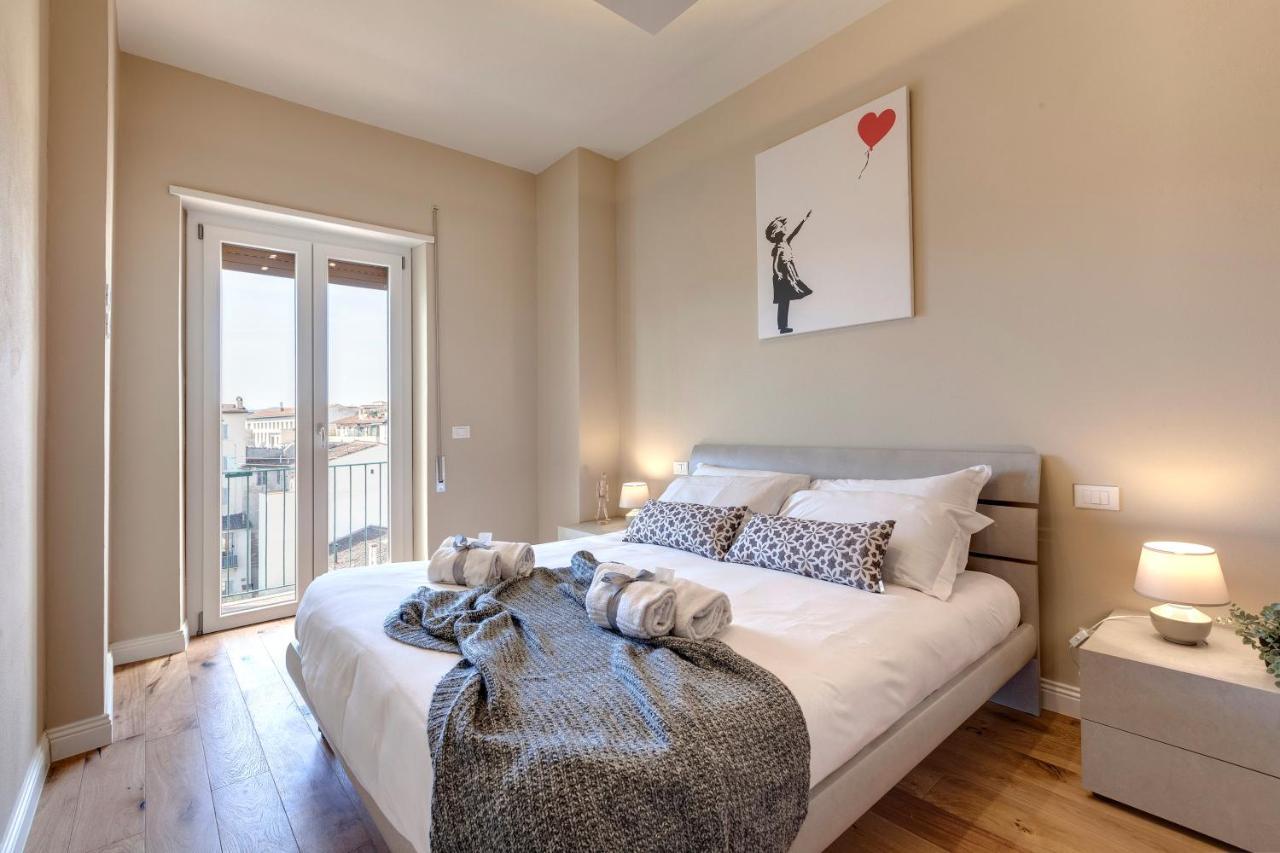 Khione Apartment By Mamo ฟลอเรนซ์ ภายนอก รูปภาพ